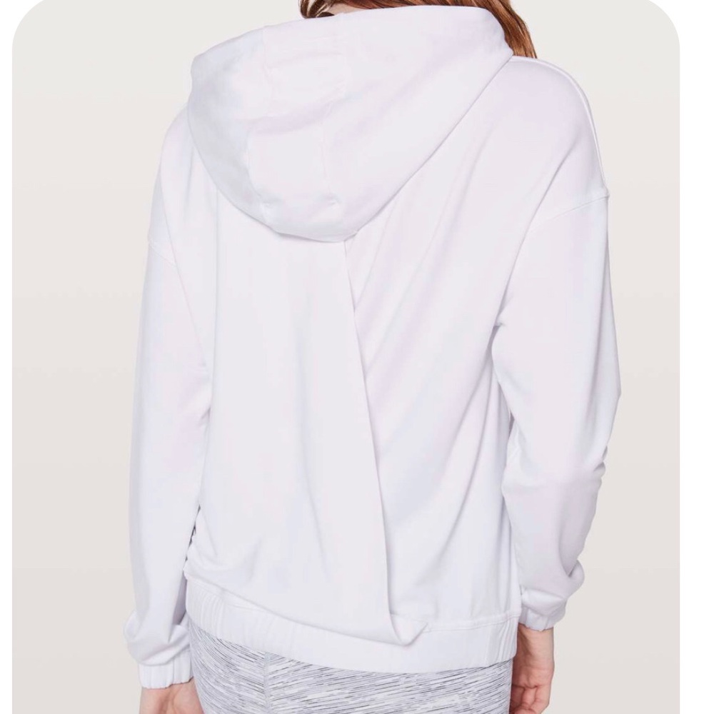 Lululemon Twisted and tucked pullover